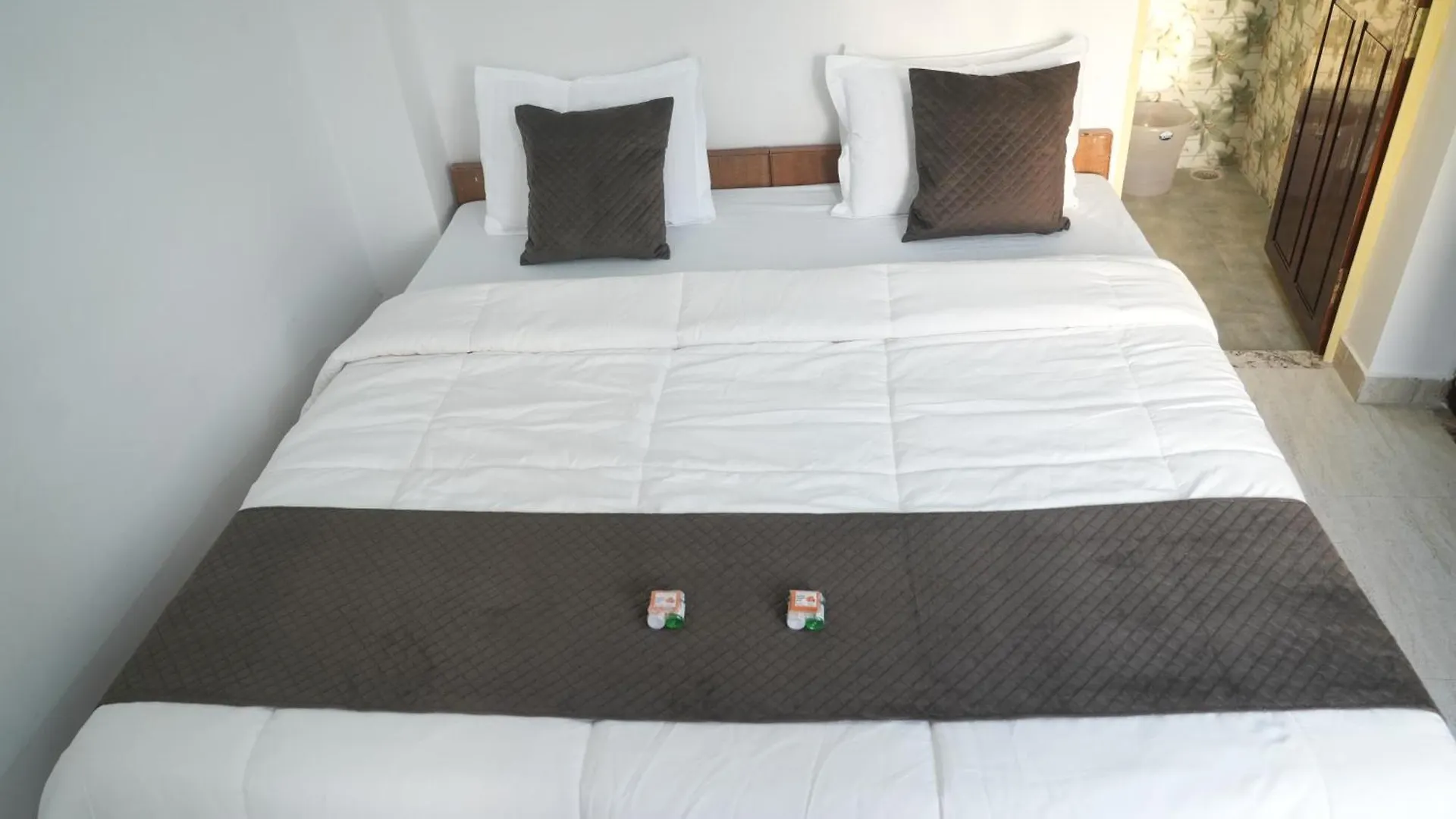 Guest house Varanasi Rest House India