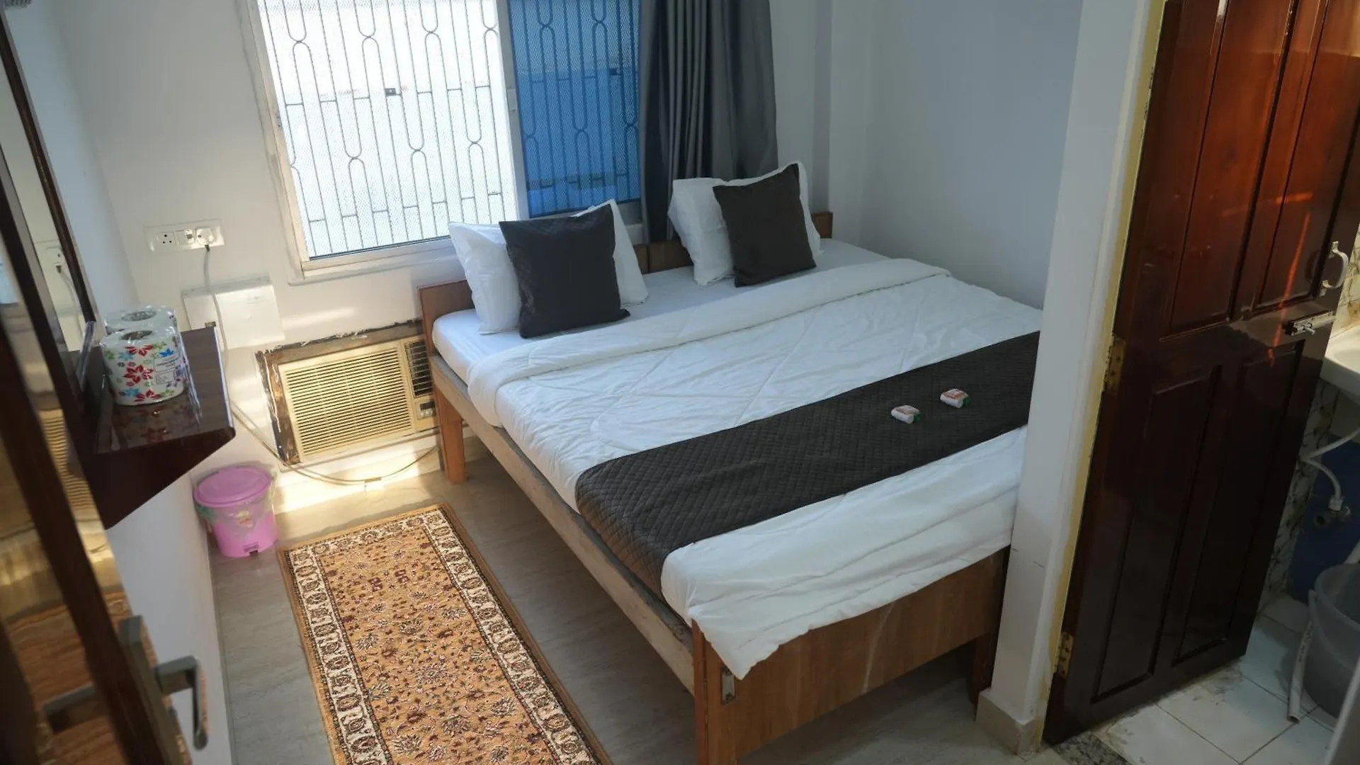 Varanasi Rest House