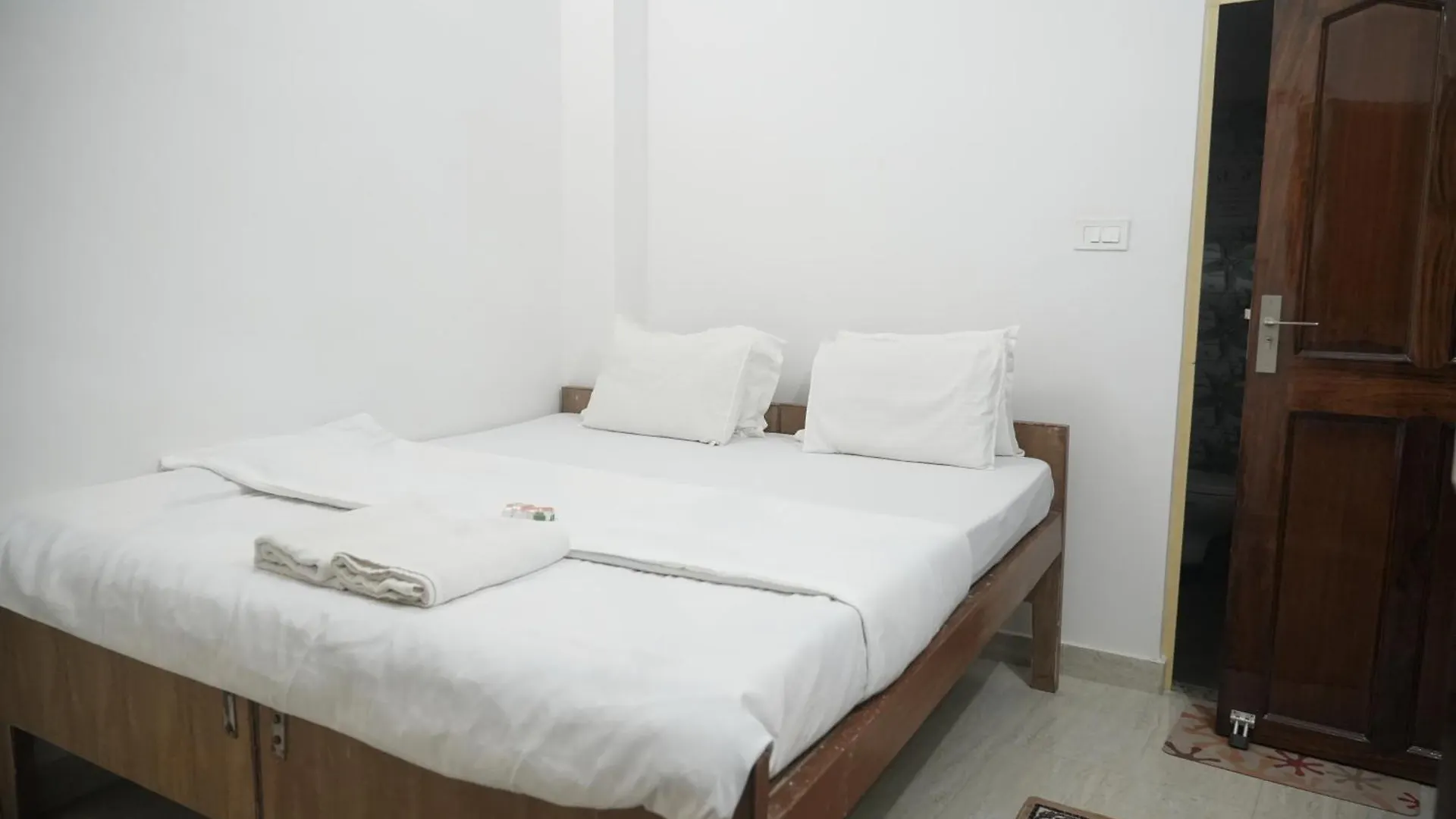 Varanasi Rest House